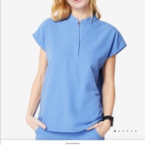 Figs Scrub Top ceil blue Large